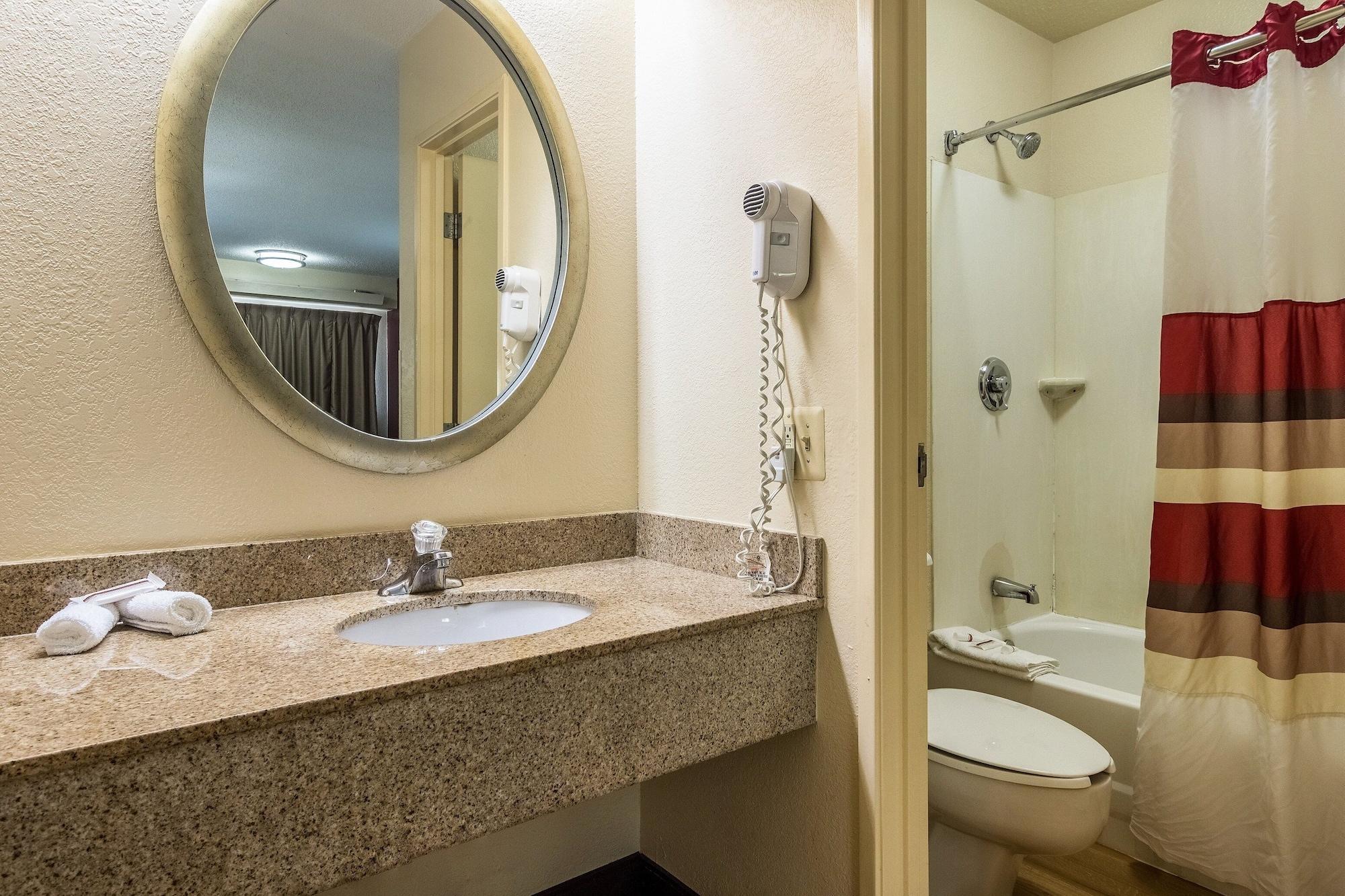 Red Roof Inn Detroit Metro Airport - Belleville Εξωτερικό φωτογραφία
