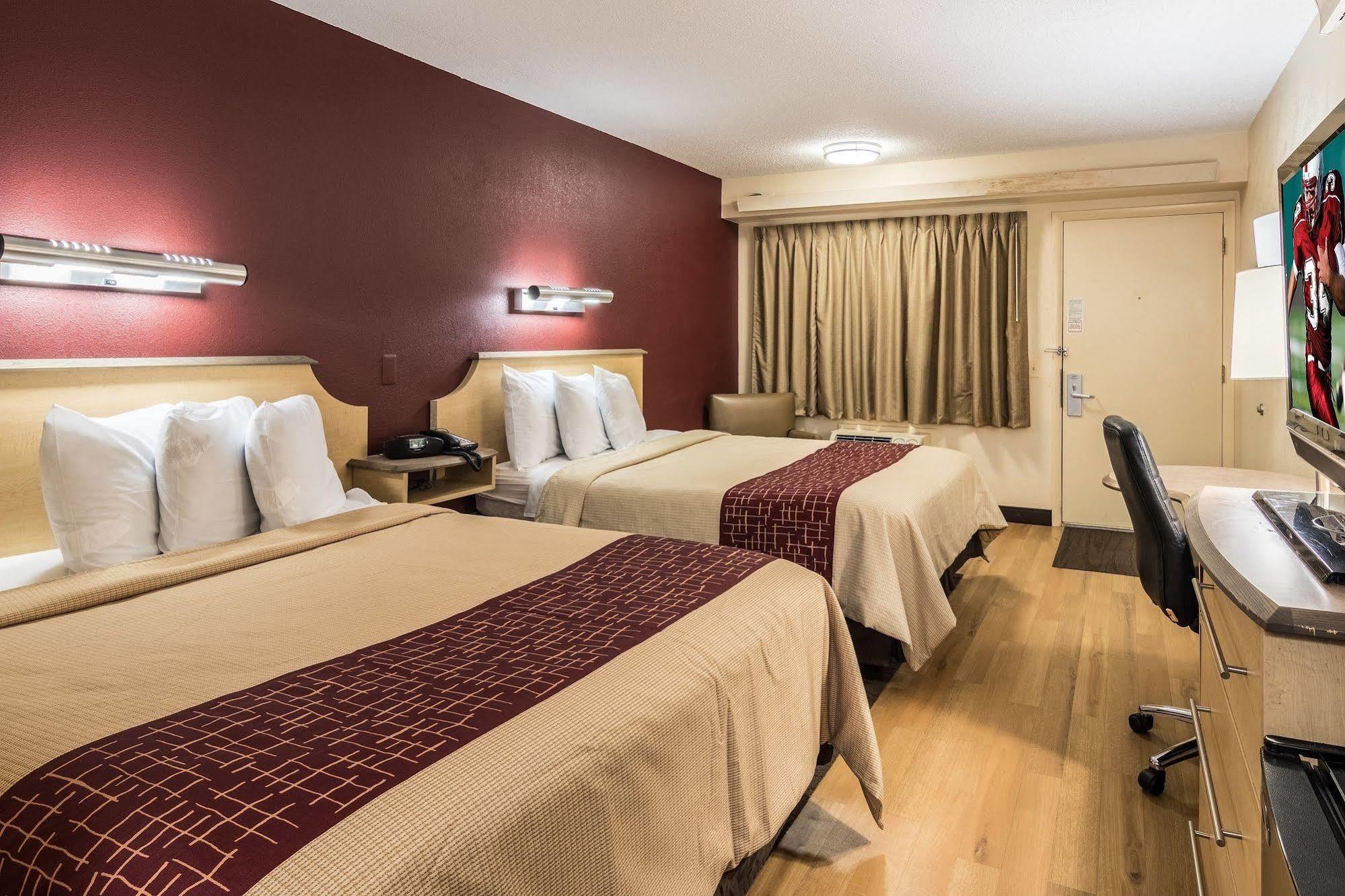 Red Roof Inn Detroit Metro Airport - Belleville Εξωτερικό φωτογραφία
