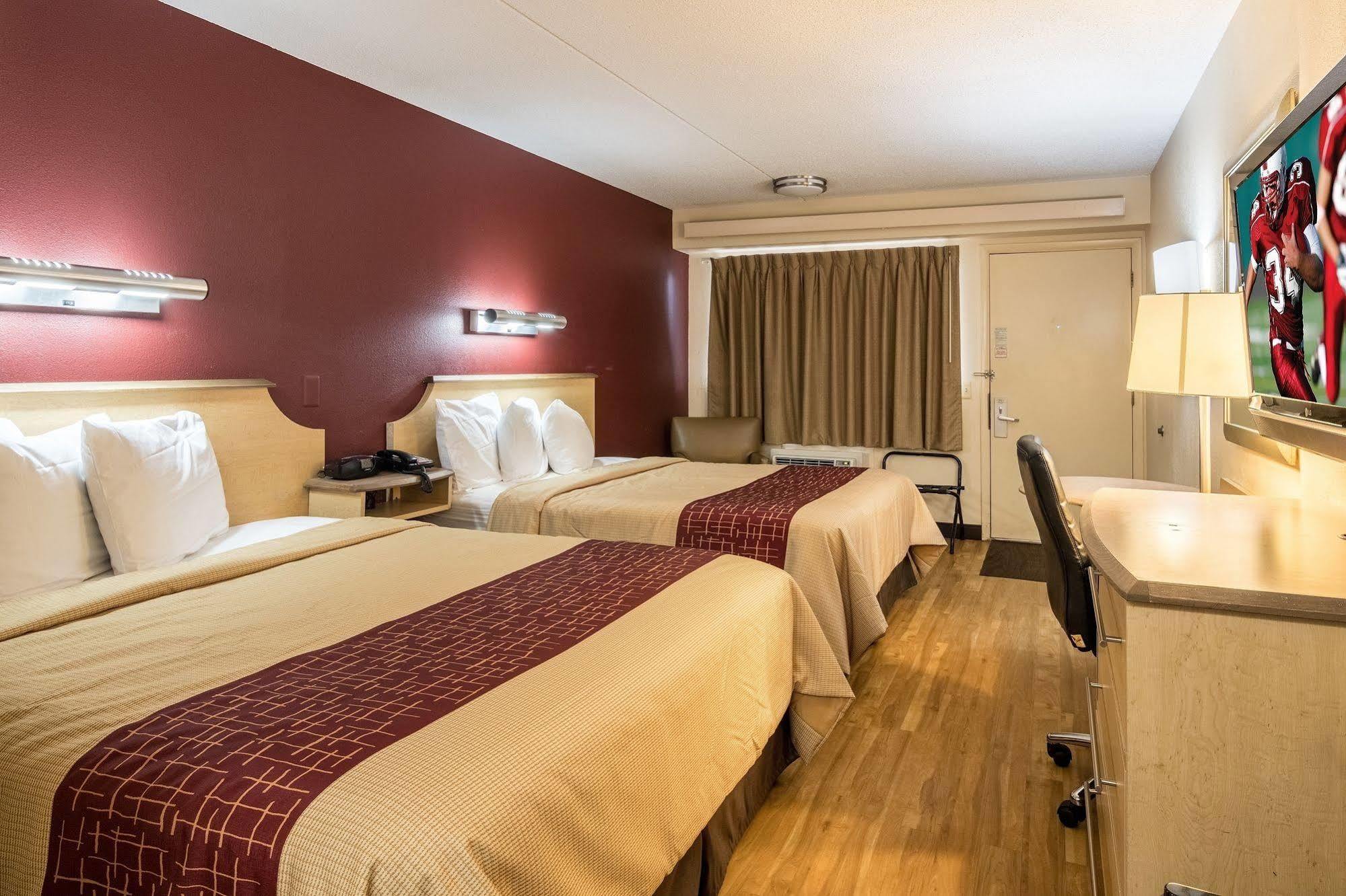 Red Roof Inn Detroit Metro Airport - Belleville Εξωτερικό φωτογραφία
